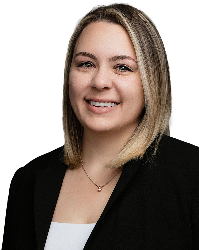 Dr. Ashleigh Turows Dentist In Grand Rapids Michigan